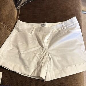 Express editor size 8 white shorts- new without tags